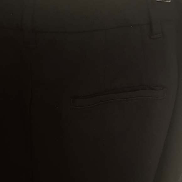 White House Black Market Black The Tapered Ankle Pant, size 10 - Picture 9 of 11